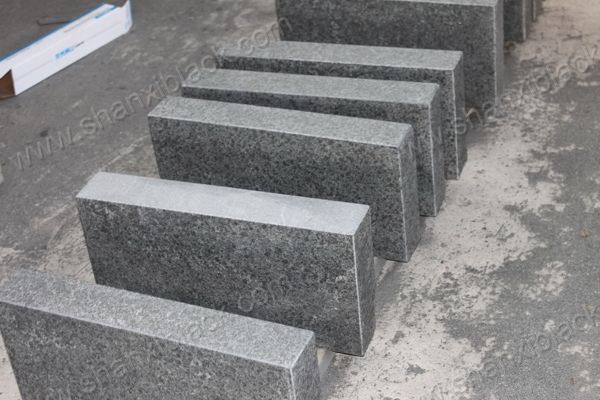 Product nameCurbstone and Palisade-1010